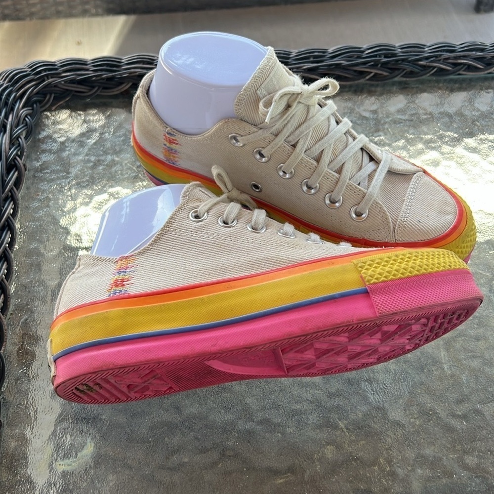 Converse Chuck Taylor All Star Low Top Rainbow Platform Sneaker Summer 5.5